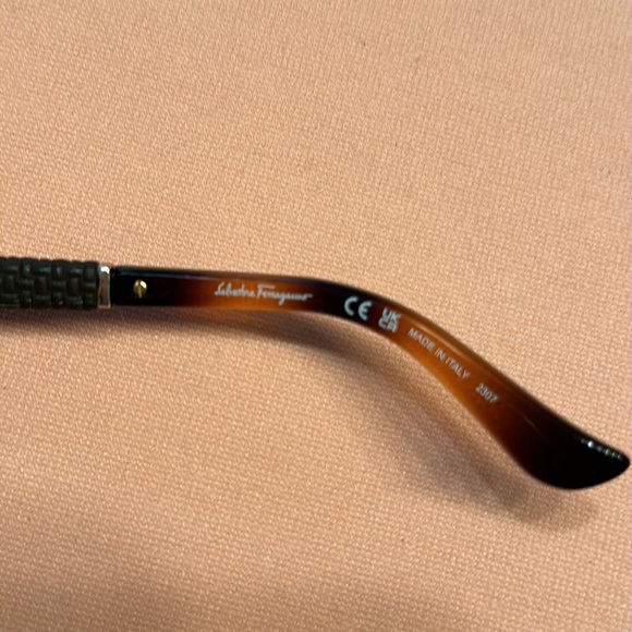 New Salvatore Feragamo sunglasses. Brown main image 5